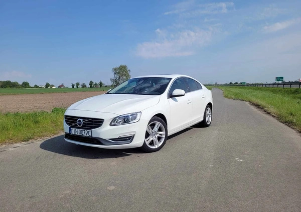 Volvo S60 cena 54500 przebieg: 126000, rok produkcji 2015 z Warszawa małe 37